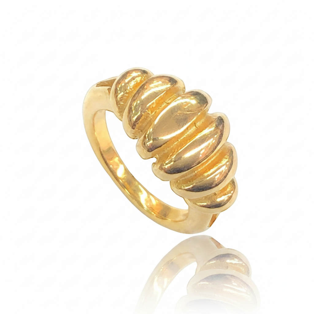 Gold Ribbed Ring - White Background